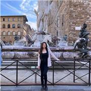 Offro lezioni private a bambini di scuole elementari e medie ma anche a ragazzi delle superiori, nonché a chi deve preparare un esame.